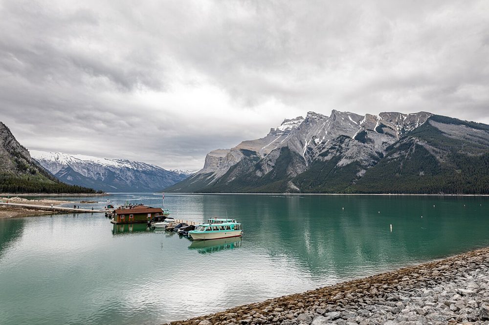 Banff National Park (AB, Canada), Lake Minnewanka -- 2022 -- 2316